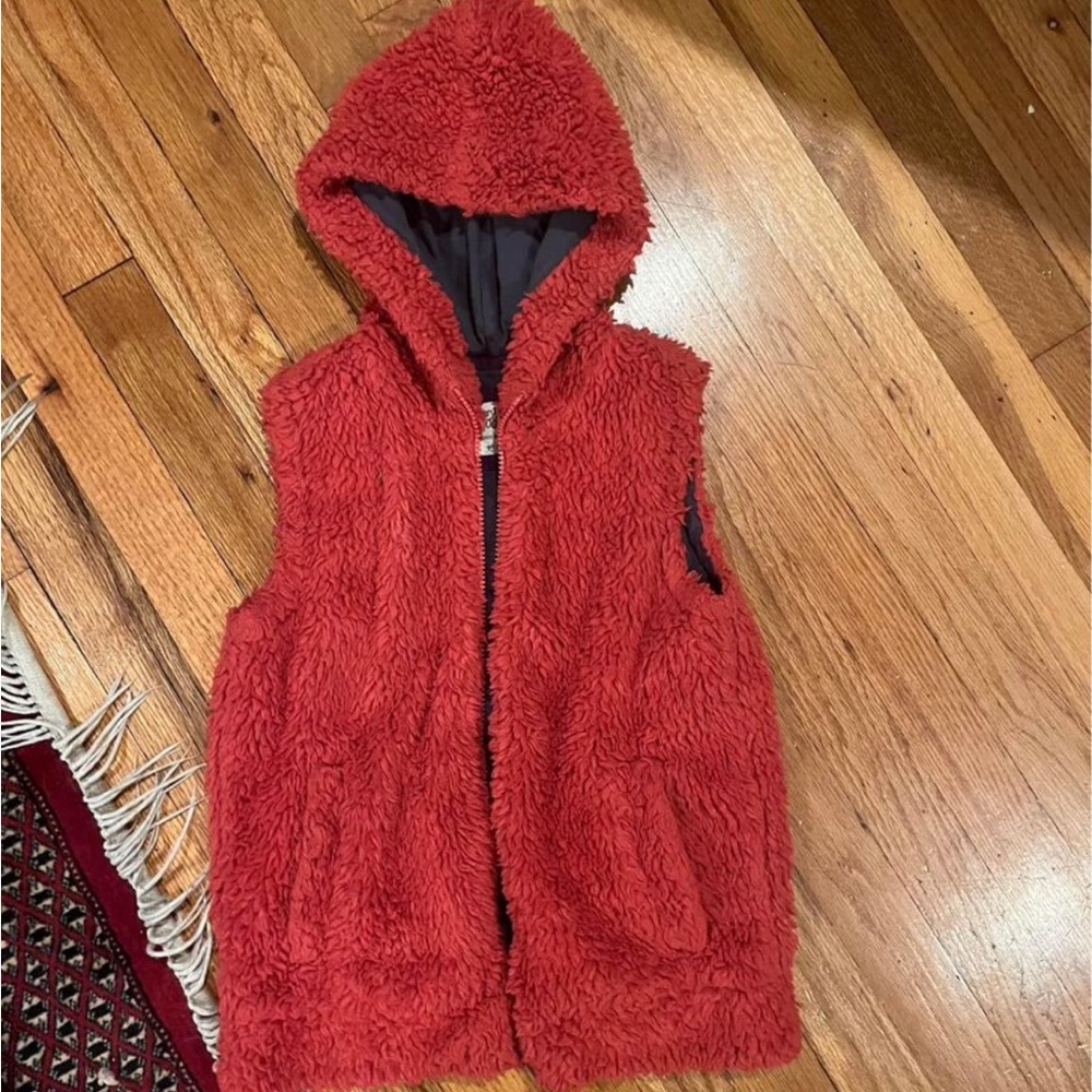 Mini Boden girls vest;